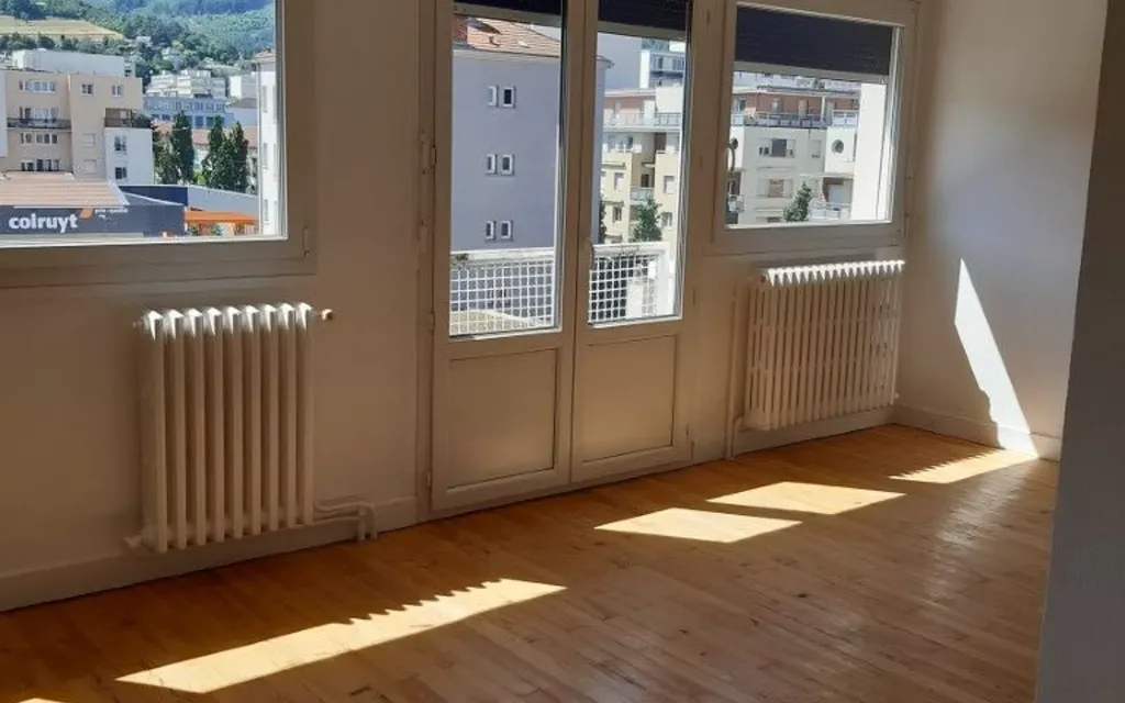 Achat appartement à vendre 4 pièces 77 m² - Saint-Étienne