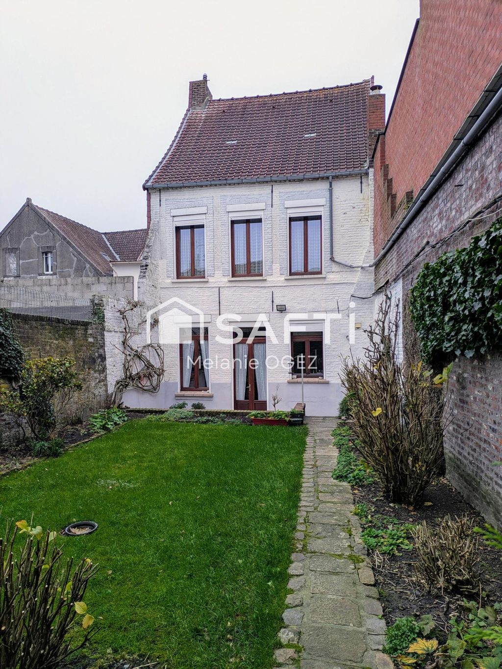 Achat maison à vendre 6 chambres 268 m² - Lillers