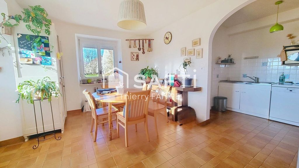 Achat maison à vendre 3 chambres 159 m² - Valempoulières