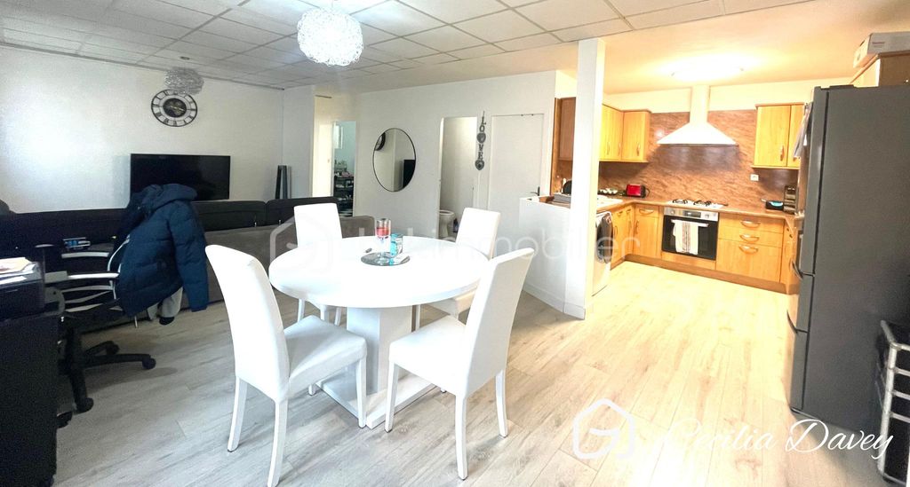 Achat maison à vendre 2 chambres 80 m² - Sens