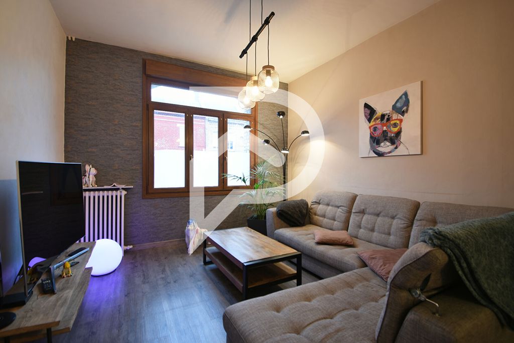 Achat maison à vendre 5 chambres 136 m² - Amiens