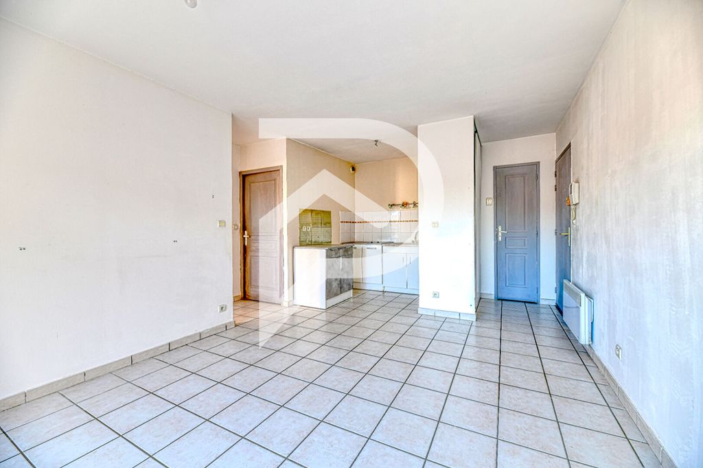 Achat appartement à vendre 2 pièces 37 m² - Nîmes