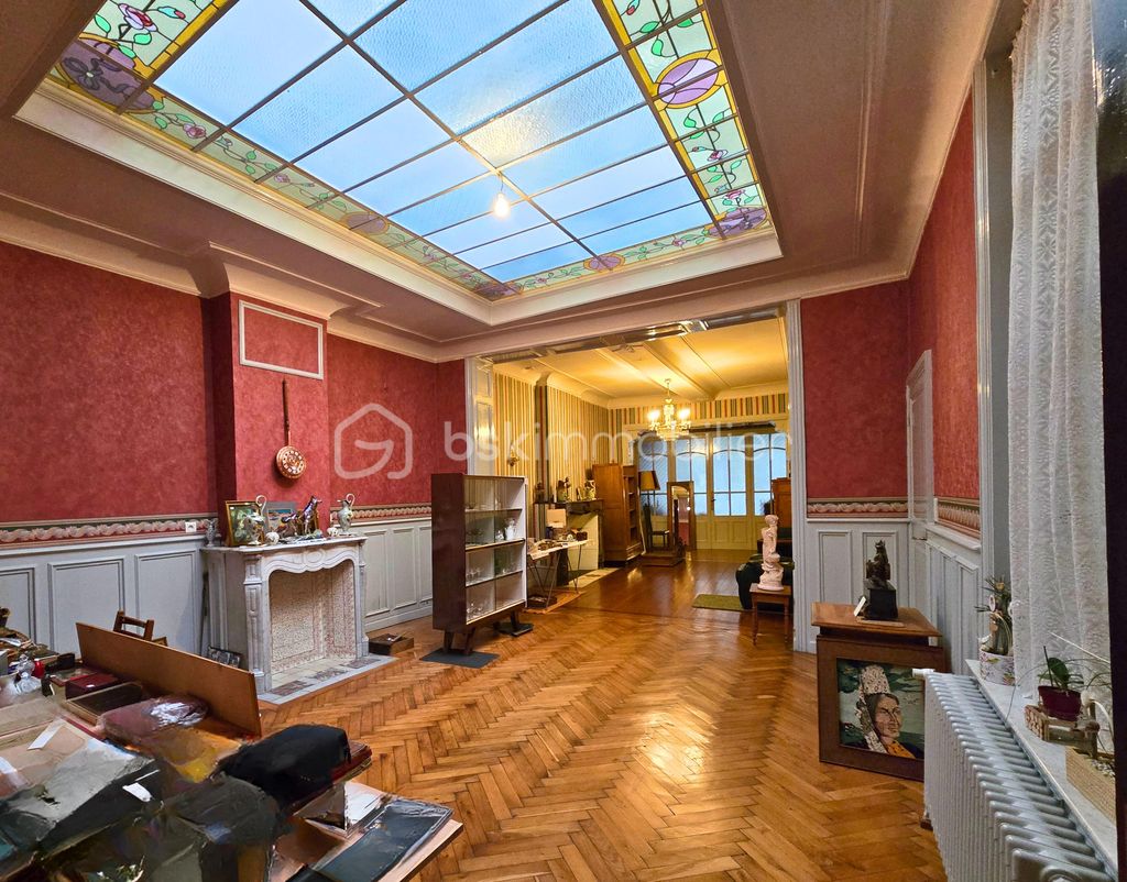 Achat maison à vendre 6 chambres 268 m² - Lillers