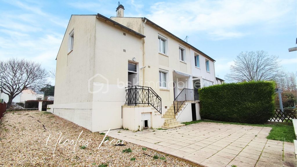 Achat maison à vendre 4 chambres 90 m² - Bourges