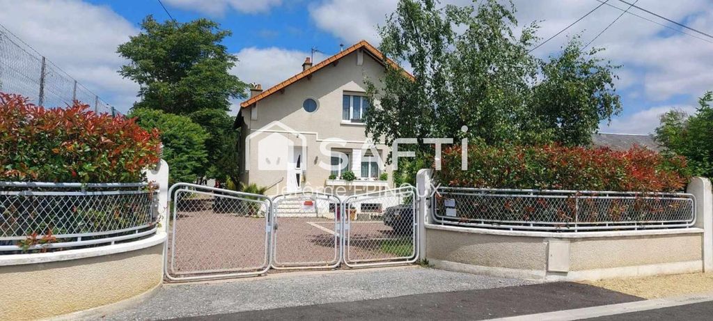 Achat maison à vendre 6 chambres 166 m² - Châtellerault