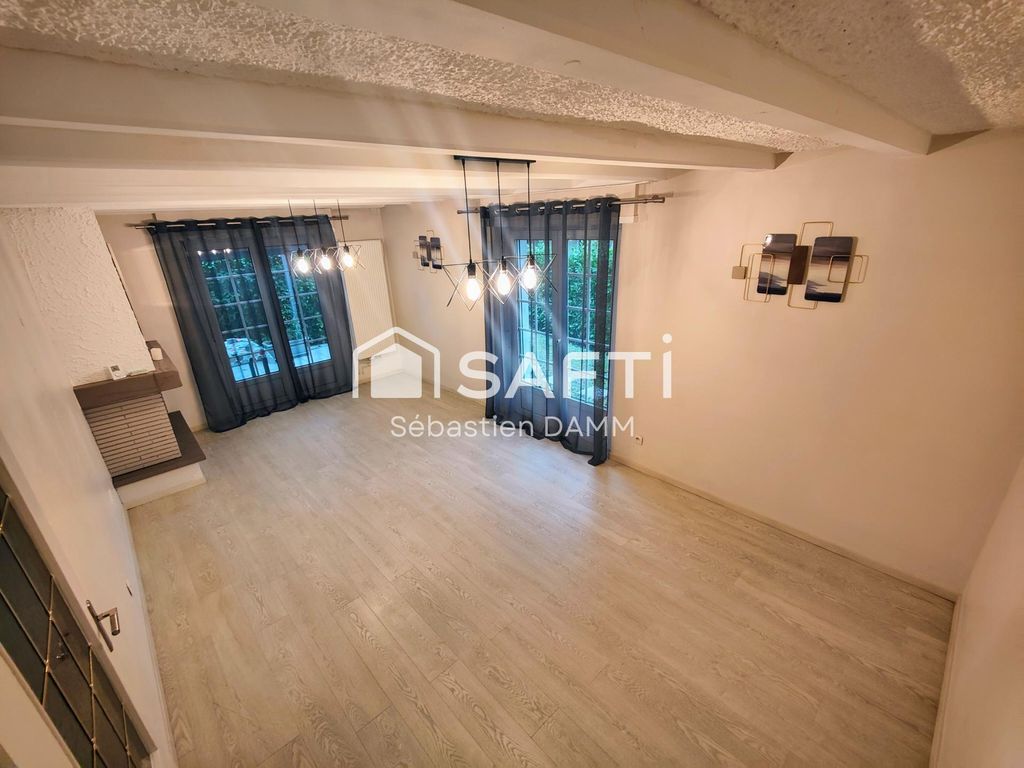 Achat maison à vendre 3 chambres 113 m² - Sausheim