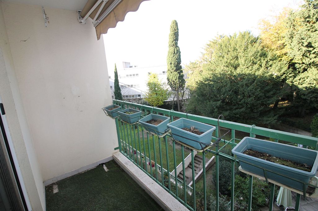 Achat appartement à vendre 4 pièces 80 m² - Nîmes