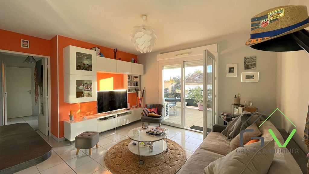 Achat appartement à vendre 3 pièces 57 m² - Nîmes