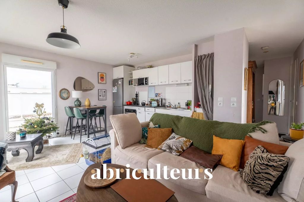 Achat appartement à vendre 3 pièces 62 m² - Bordeaux