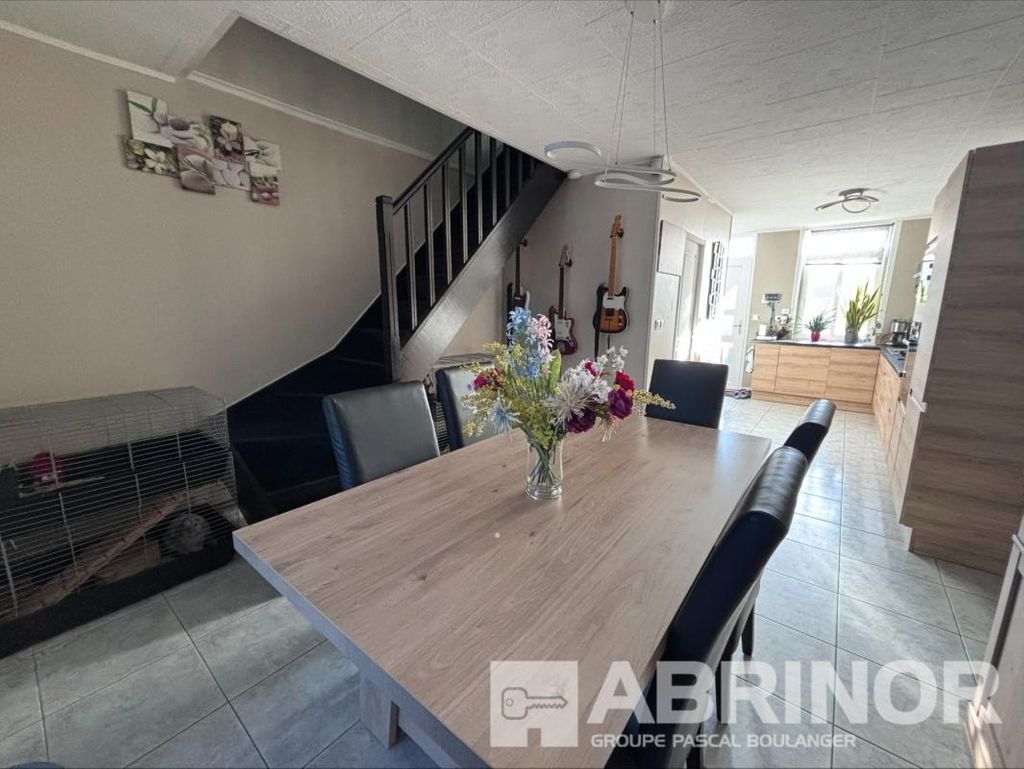 Achat maison à vendre 2 chambres 70 m² - Annœullin