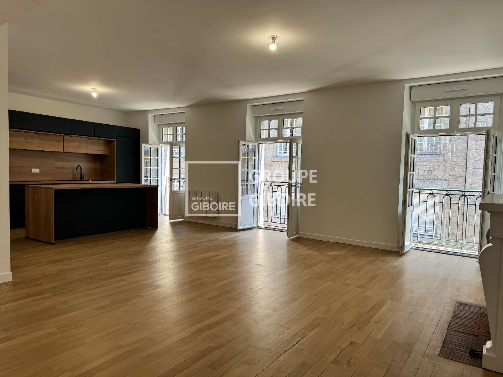 Achat appartement à vendre 5 pièces 104 m² - Saint-Malo