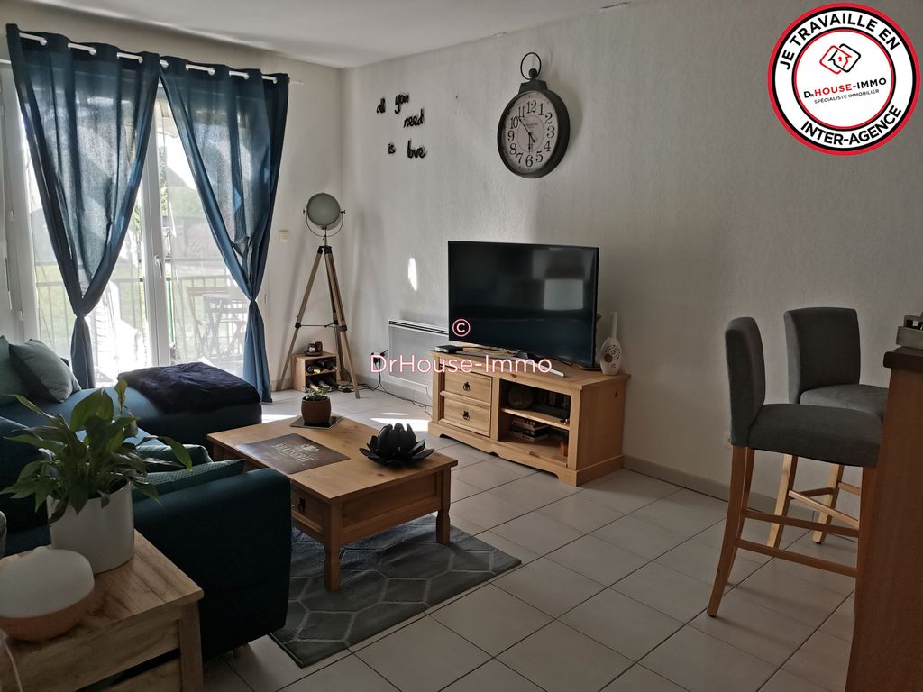 Achat appartement à vendre 2 pièces 40 m² - Saint-Yzan-de-Soudiac