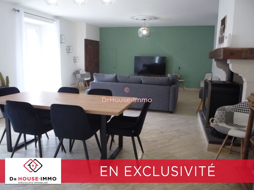 Achat maison à vendre 3 chambres 142 m² - Saint-Aubin-le-Dépeint