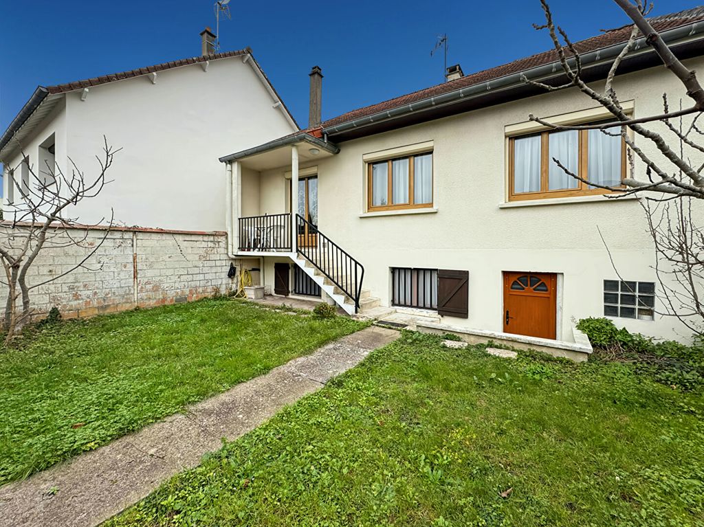 Achat maison à vendre 2 chambres 78 m² - Sainte-Geneviève-des-Bois