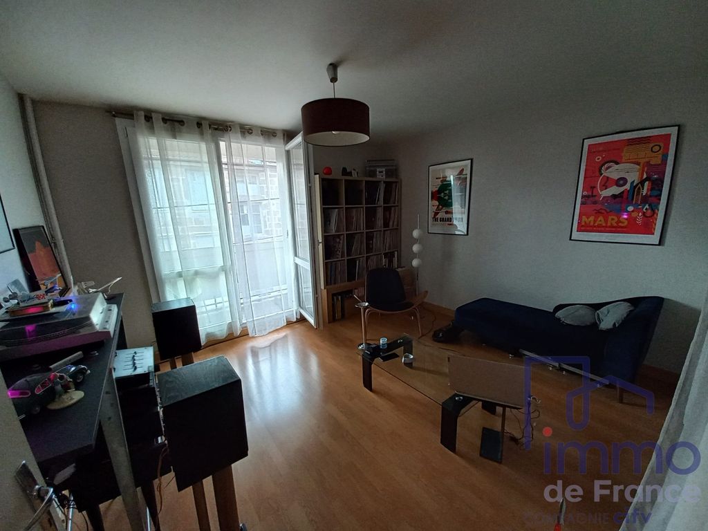 Achat studio à vendre 35 m² - Saint-Étienne