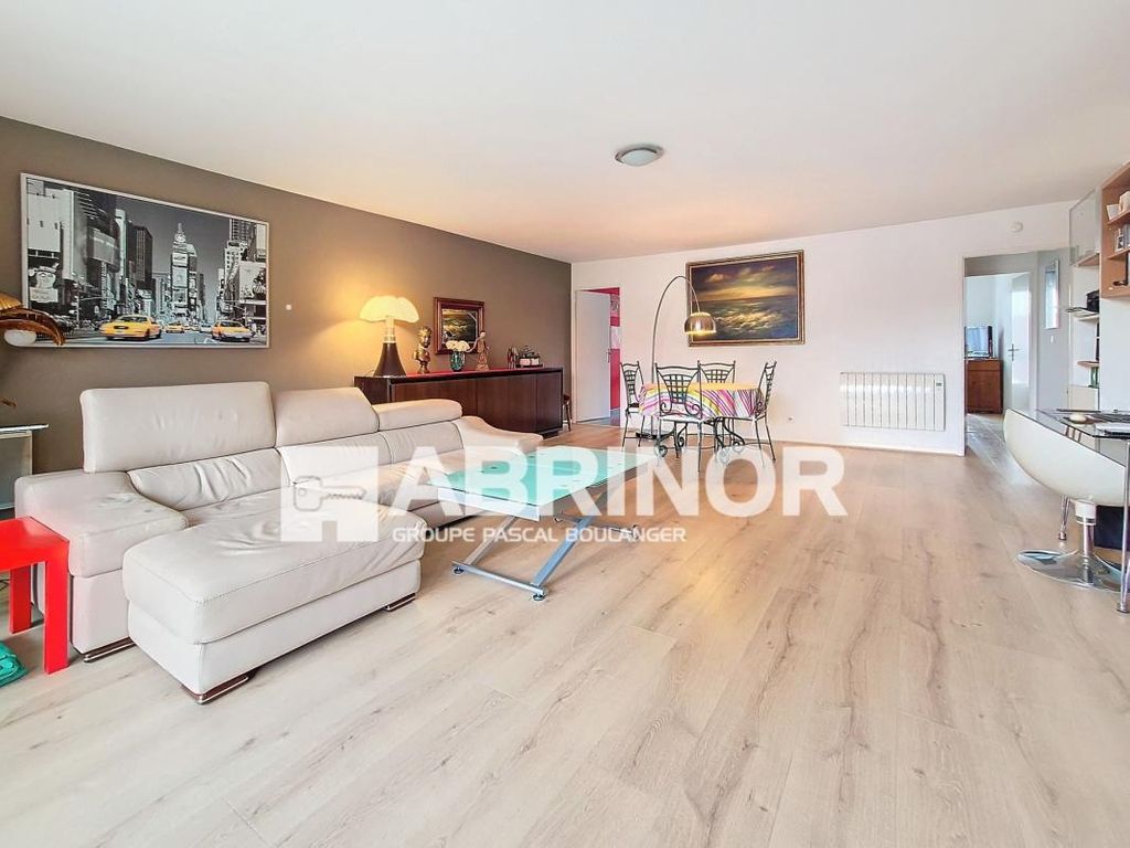 Achat appartement à vendre 4 pièces 110 m² - Roubaix