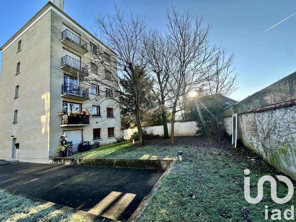 Achat appartement à vendre 2 pièces 42 m² - Saint-Maur-des-Fossés