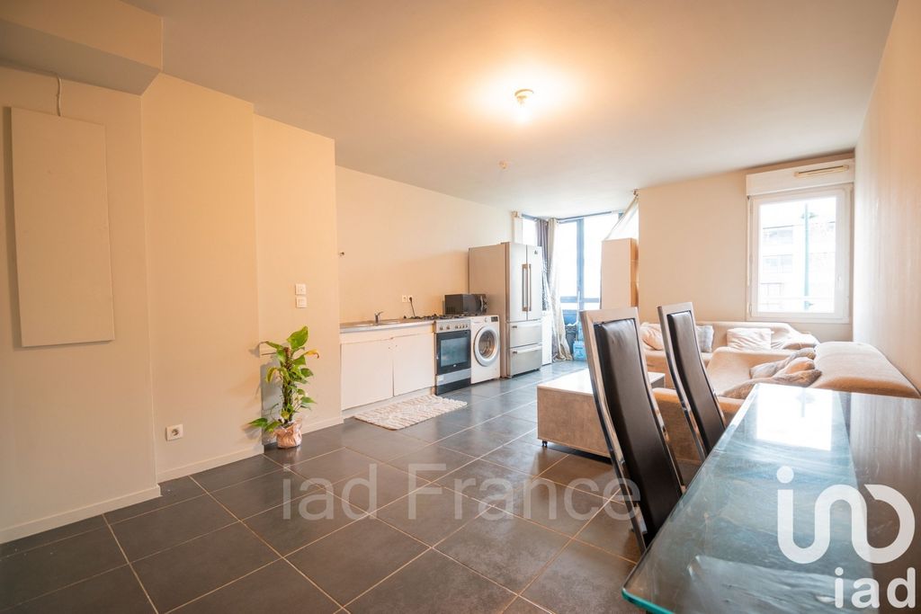 Achat appartement à vendre 4 pièces 73 m² - Mantes-la-Jolie