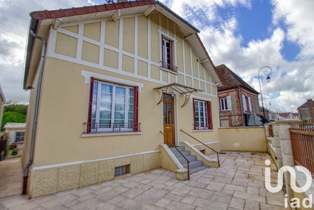 Achat maison à vendre 3 chambres 133 m² - Gisors