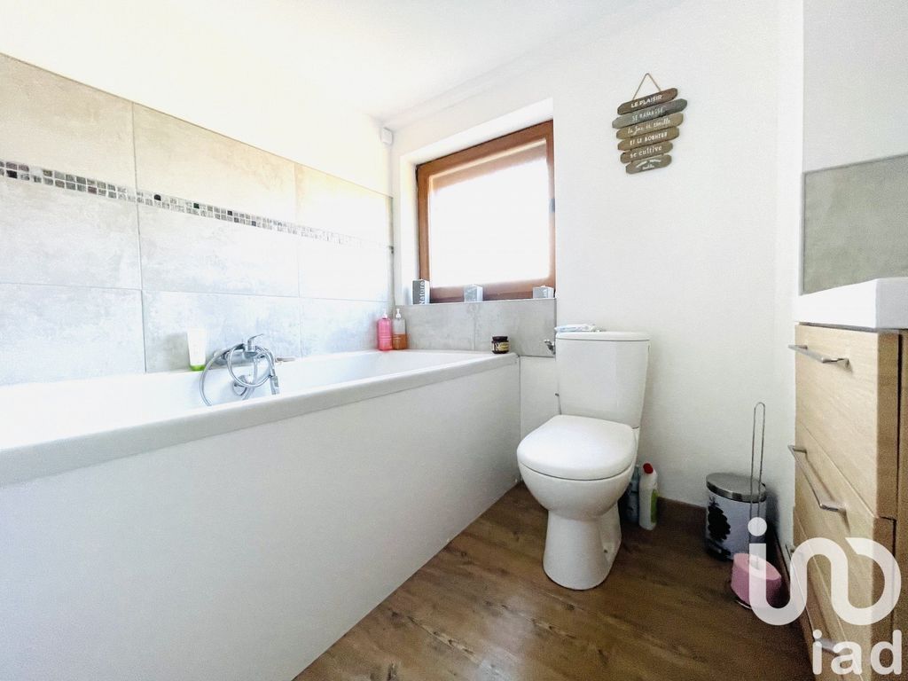 Achat maison à vendre 4 chambres 120 m² - Watten