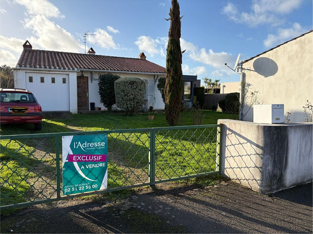 Achat maison à vendre 3 chambres 112 m² - Château-d'Olonne