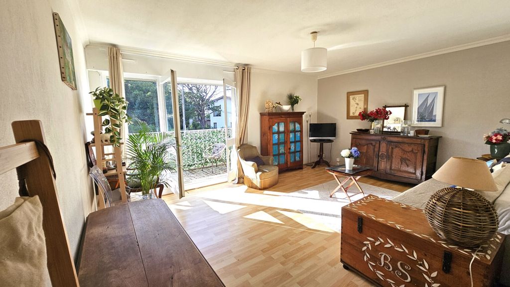 Achat appartement à vendre 4 pièces 91 m² - Biarritz