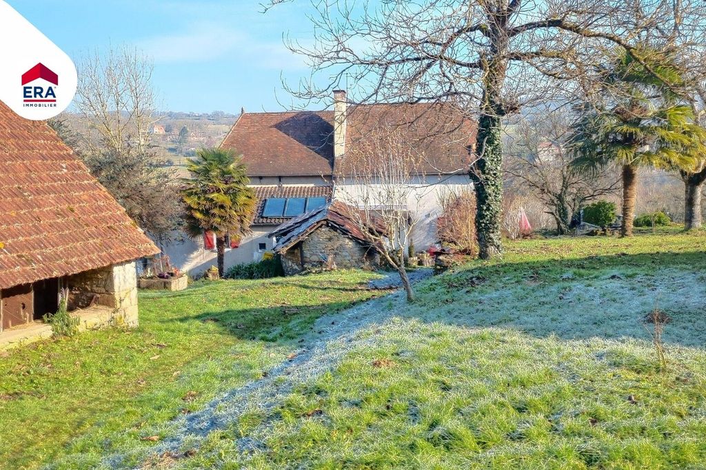 Achat maison à vendre 2 chambres 95 m² - Camburat