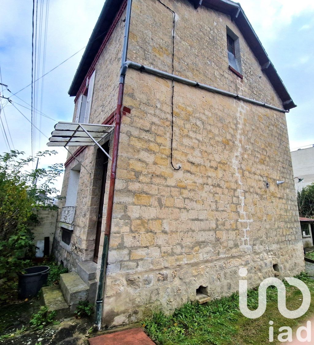 Achat maison à vendre 2 chambres 66 m² - Beaumont-sur-Oise