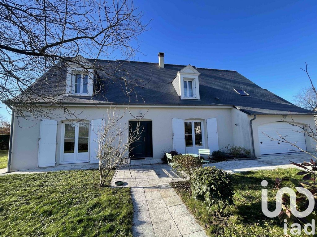 Achat maison à vendre 6 chambres 210 m² - Joué-lès-Tours