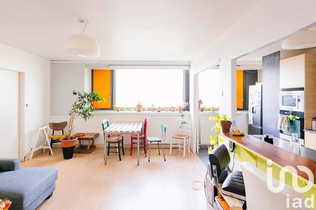 Achat appartement à vendre 5 pièces 99 m² - Bagnolet