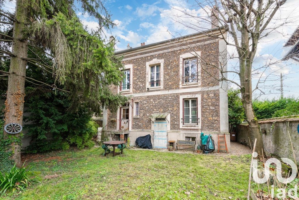 Achat maison à vendre 4 chambres 116 m² - Corbeil-Essonnes