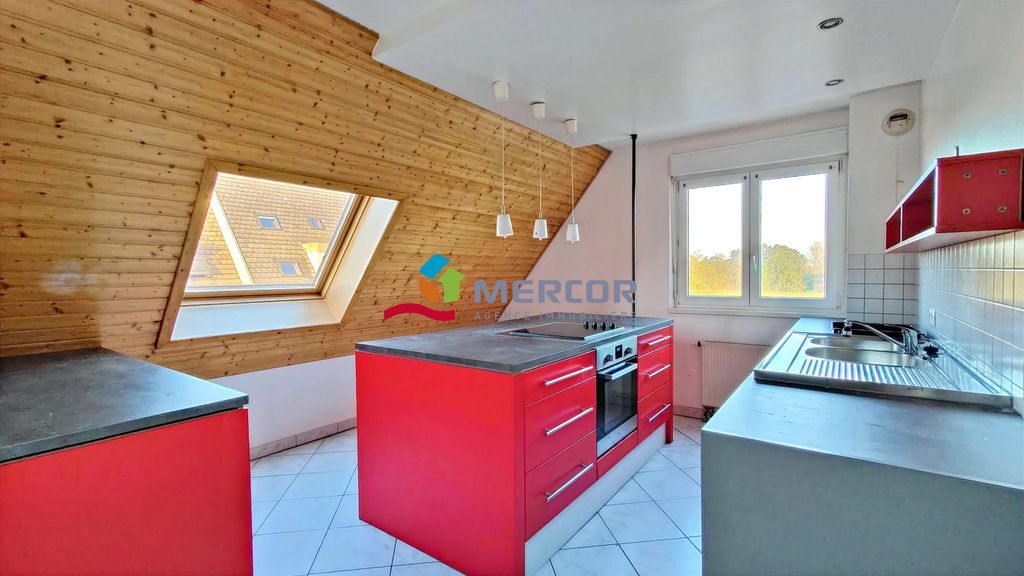 Achat appartement à vendre 2 pièces 71 m² - Holtzheim