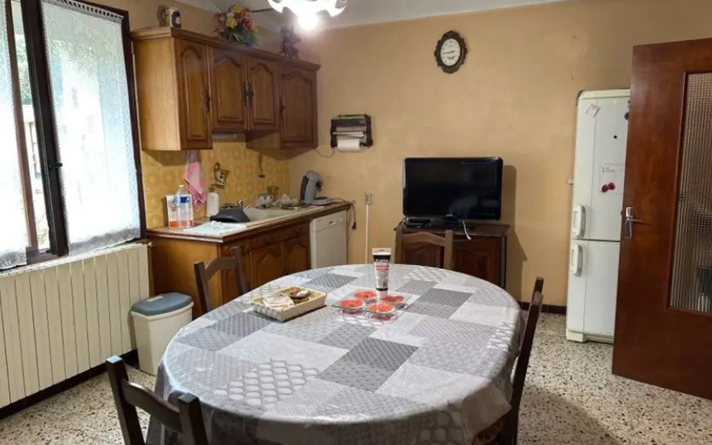 Achat maison à vendre 4 chambres 124 m² - Saint-Quentin-la-Poterie