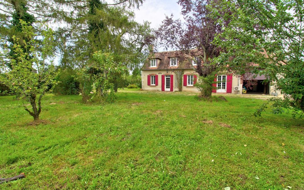 Achat maison à vendre 4 chambres 160 m² - Saint-Maurice-sur-Aveyron