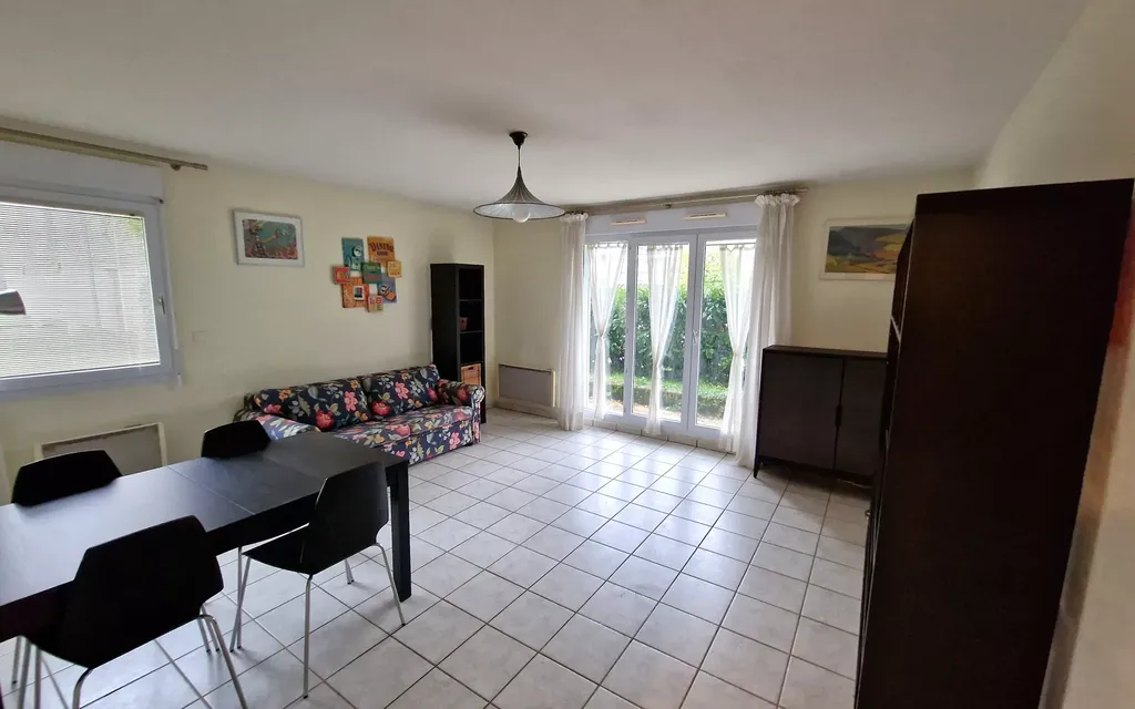 Achat appartement à vendre 3 pièces 73 m² - Ferney-Voltaire