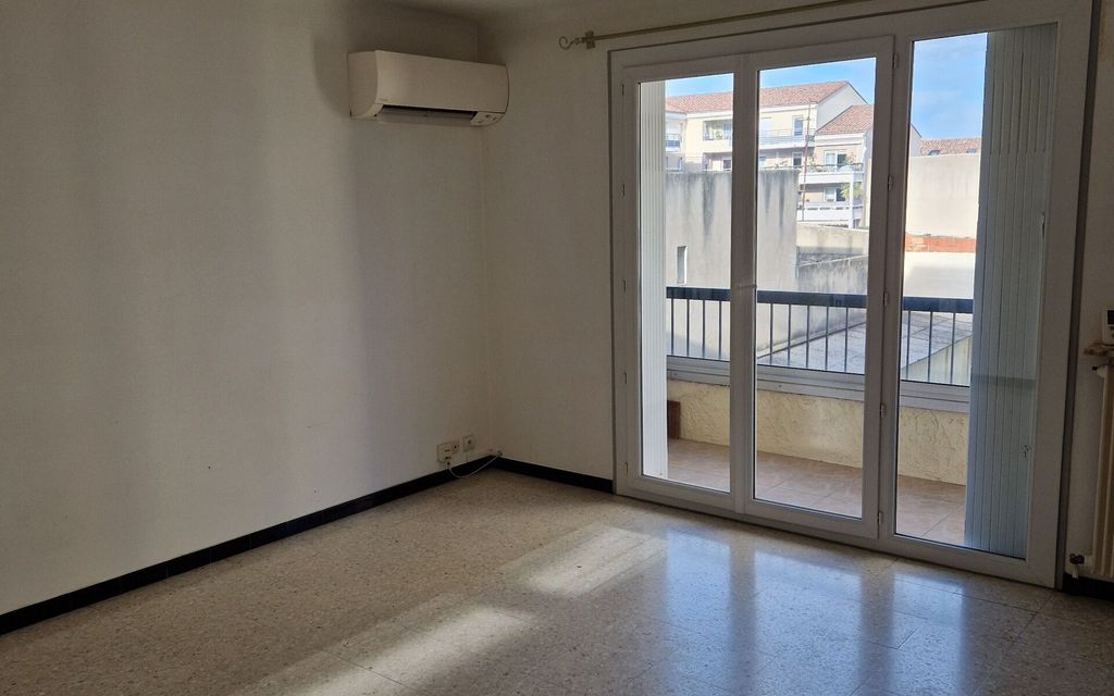 Achat appartement à vendre 3 pièces 88 m² - Lunel