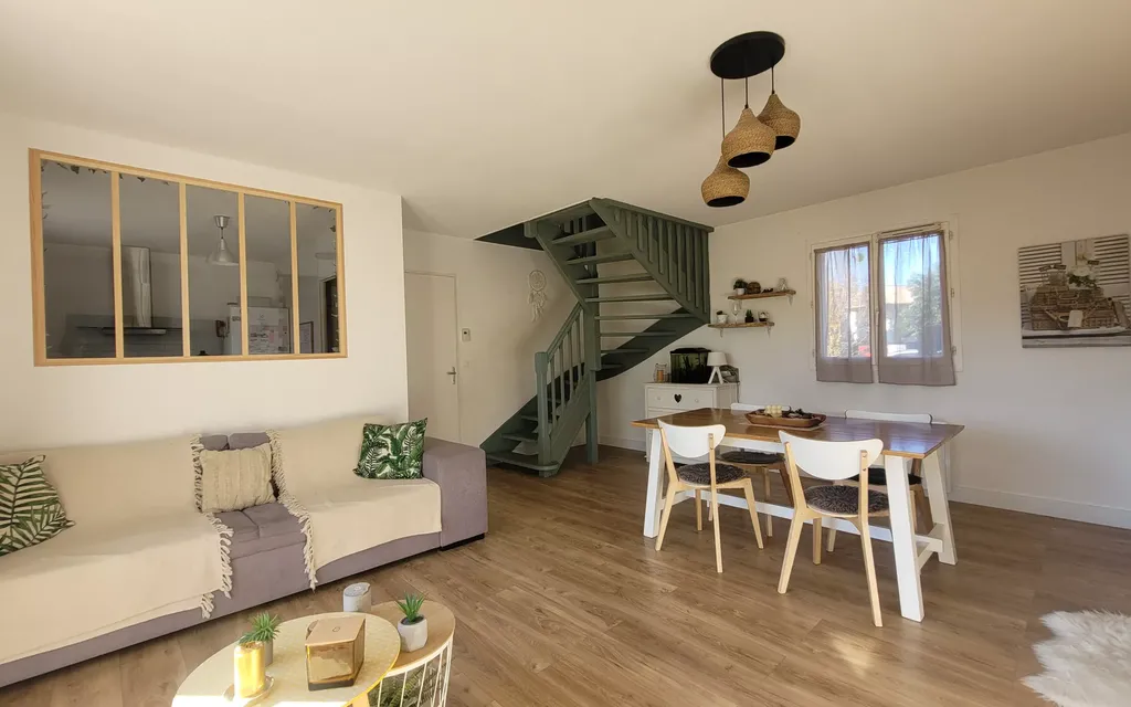 Achat maison à vendre 3 chambres 79 m² - Saint-Vincent-de-Tyrosse