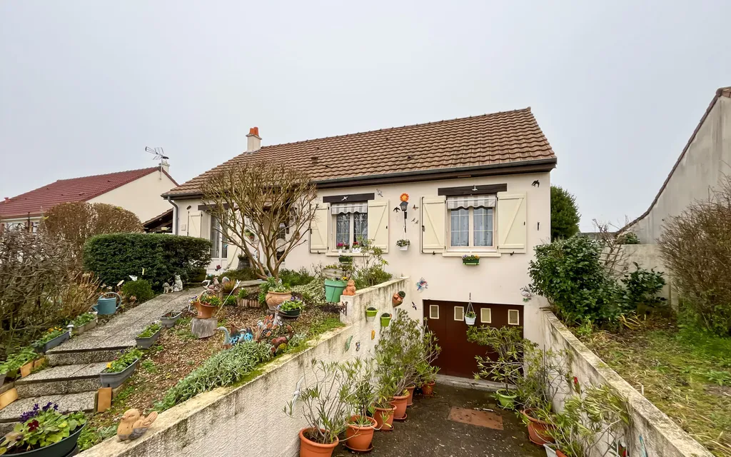 Achat maison à vendre 4 chambres 110 m² - Traînou