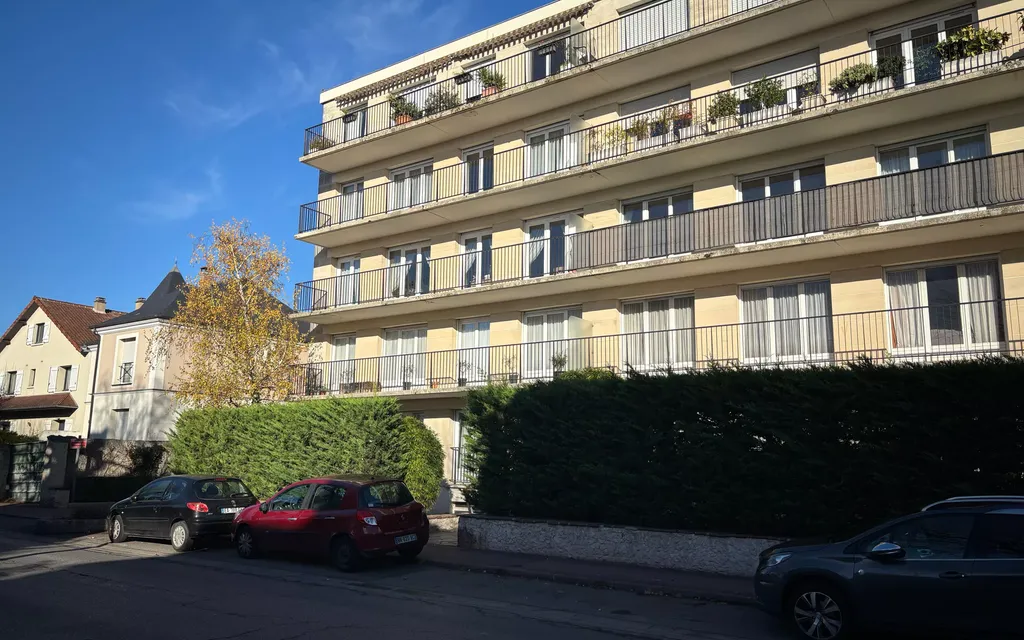 Achat appartement à vendre 6 pièces 128 m² - Saint-Maur-des-Fossés