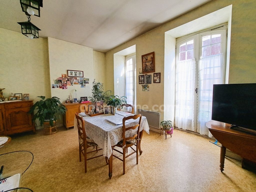 Achat appartement à vendre 4 pièces 91 m² - Navarrenx