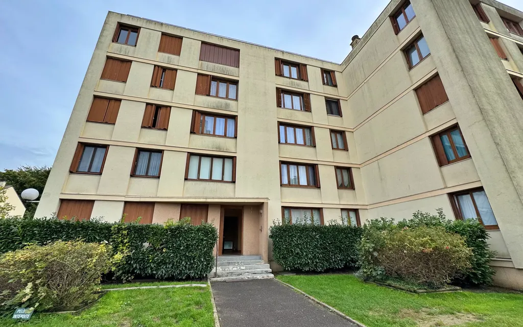 Achat appartement à vendre 3 pièces 53 m² - Clichy-sous-Bois