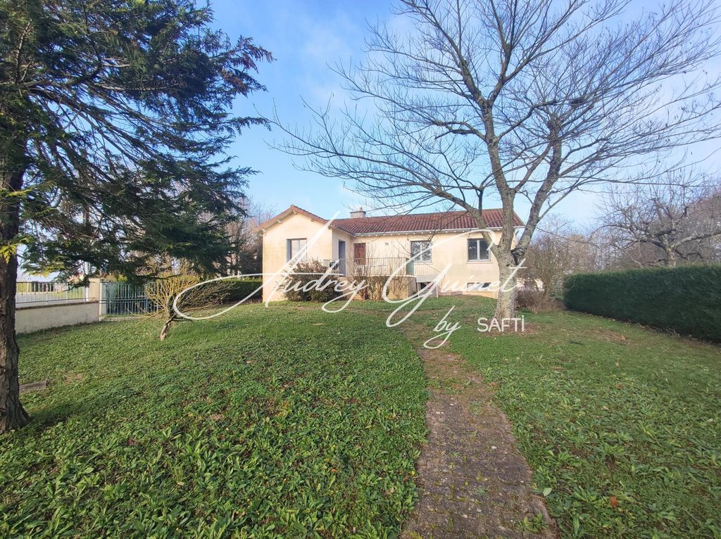 Achat maison à vendre 4 chambres 160 m² - Savigny-Lévescault