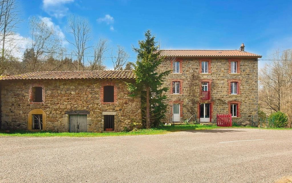 Achat maison à vendre 5 chambres 162 m² - Noirétable