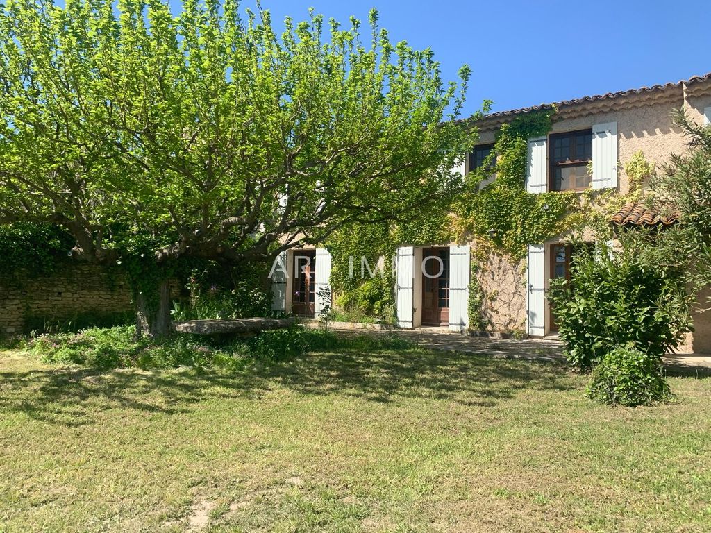 Achat maison à vendre 3 chambres 94 m² - Gordes