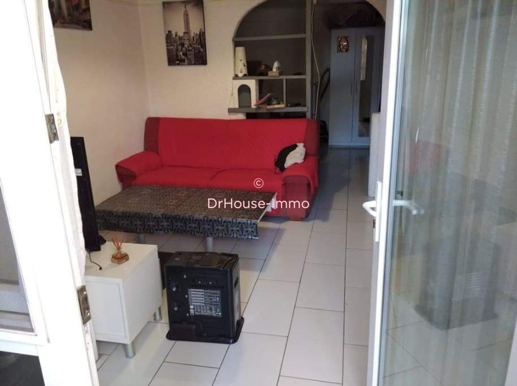 Achat studio à vendre 26 m² - Saint-Victoret