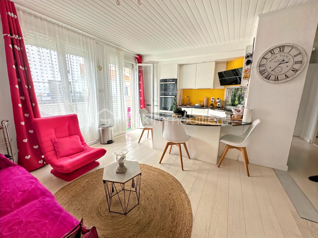 Achat appartement à vendre 3 pièces 51 m² - Le Grau-du-Roi