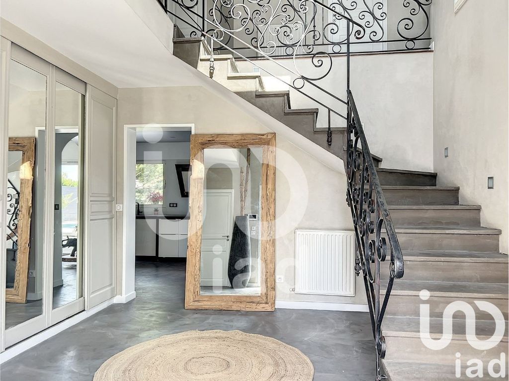 Achat maison à vendre 6 chambres 256 m² - Tournan-en-Brie