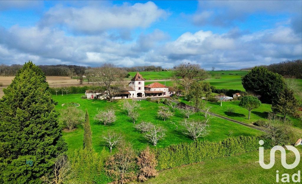 Achat maison à vendre 5 chambres 428 m² - La Croix-Blanche