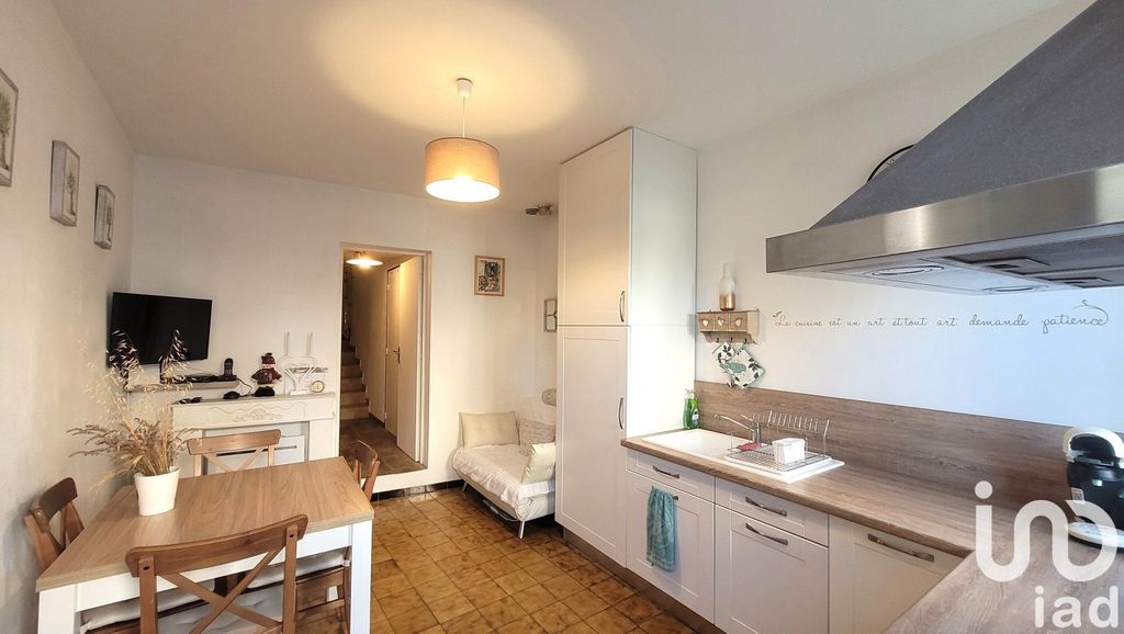 Achat maison à vendre 2 chambres 52 m² - Saint-Laurent-du-Verdon