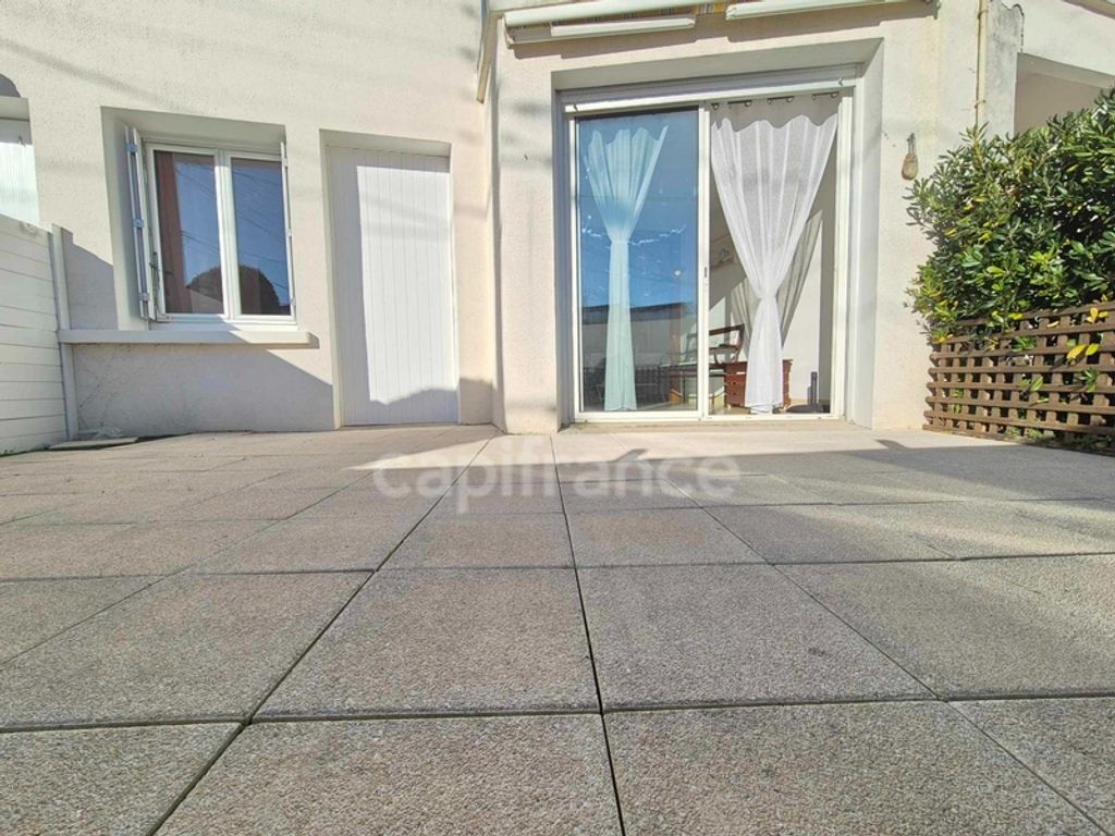 Achat appartement à vendre 2 pièces 43 m² - Royan